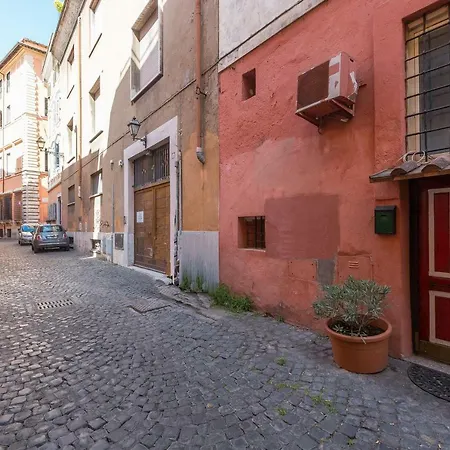 Moroni Trastevere Cozy *